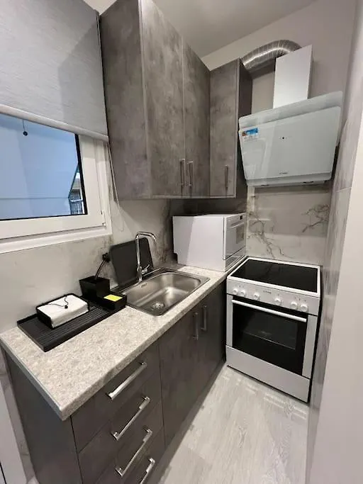 Luxury Apartment Near Acropolis-1